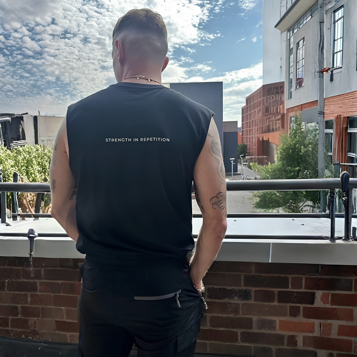 CLOBBER™ Technical Cargos in black